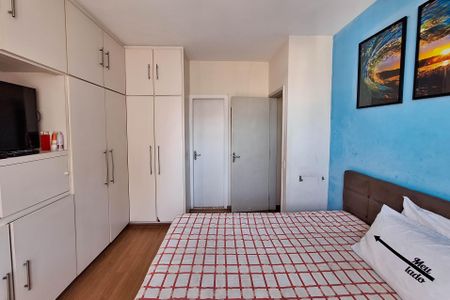 Apartamento à venda com 90m², 2 quartos e 1 vaga Apartamento à venda com 90m², 2 quartos e 1 vagaSuíte