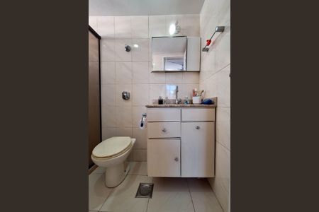 Apartamento à venda com 90m², 2 quartos e 1 vaga Apartamento à venda com 90m², 2 quartos e 1 vagaBanheiro da Suíte