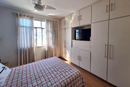 Apartamento à venda com 90m², 2 quartos e 1 vaga Apartamento à venda com 90m², 2 quartos e 1 vagaSuíte