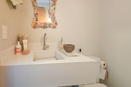 Apartamento para alugar com 157m², 3 quartos e 2 vagas Apartamento para alugar com 157m², 3 quartos e 2 vagasLavabo