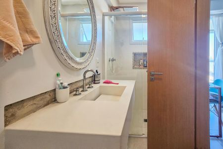 Apartamento para alugar com 157m², 3 quartos e 2 vagas Apartamento para alugar com 157m², 3 quartos e 2 vagasBanheiro da Suíte 2