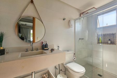 Apartamento para alugar com 157m², 3 quartos e 2 vagas Apartamento para alugar com 157m², 3 quartos e 2 vagasBanheiro da Suíte 1