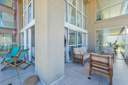 Apartamento para alugar com 157m², 3 quartos e 2 vagas Apartamento para alugar com 157m², 3 quartos e 2 vagasVaranda