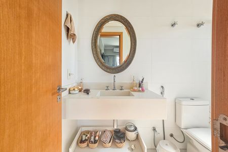 Apartamento para alugar com 157m², 3 quartos e 2 vagas Apartamento para alugar com 157m², 3 quartos e 2 vagasBanheiro da Suíte 3