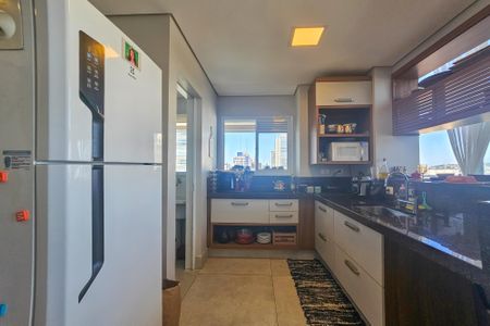 Apartamento para alugar com 157m², 3 quartos e 2 vagas Apartamento para alugar com 157m², 3 quartos e 2 vagasCozinha