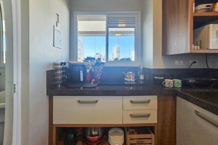 Apartamento para alugar com 157m², 3 quartos e 2 vagas Apartamento para alugar com 157m², 3 quartos e 2 vagasCozinha