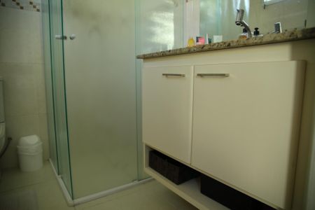 Casa à venda com 201m², 3 quartos e 3 vagasBanheiro 1