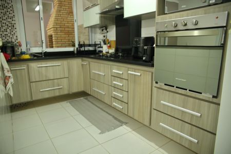 Casa à venda com 201m², 3 quartos e 3 vagasCozinha