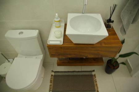 Casa à venda com 201m², 3 quartos e 3 vagasBanheiro de Serviço