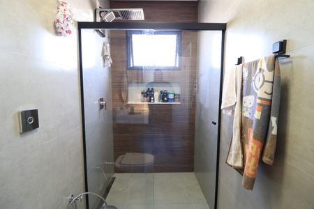 Casa para alugar com 490m², 4 quartos e 4 vagasBanheiro Suíte 1