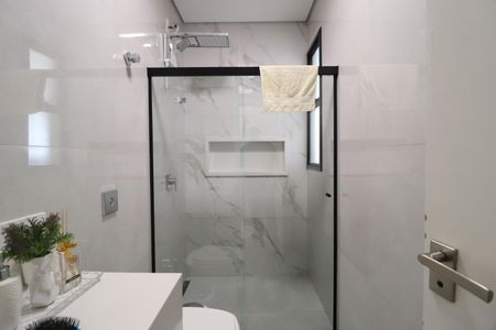 Casa para alugar com 490m², 4 quartos e 4 vagasBanheiro Social