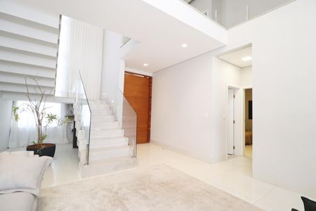 Casa para alugar com 490m², 4 quartos e 4 vagasSala