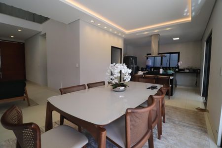 Casa para alugar com 490m², 4 quartos e 4 vagasSala de Jantar