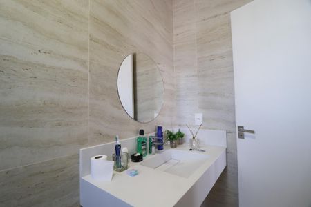 Casa para alugar com 490m², 4 quartos e 4 vagasBanheiro Suíte 3