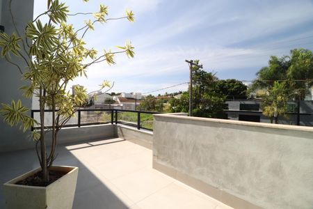 Casa para alugar com 490m², 4 quartos e 4 vagasSuíte 3  - Sacada