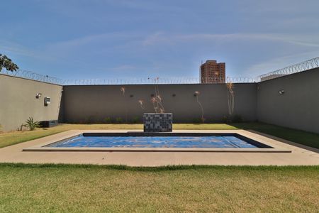 Casa para alugar com 490m², 4 quartos e 4 vagasPiscina