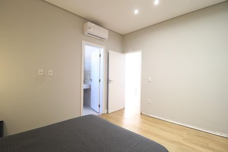 Casa para alugar com 490m², 4 quartos e 4 vagasSuíte 3