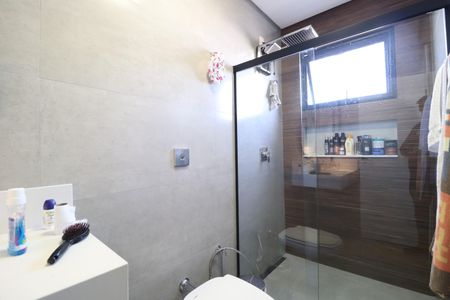 Casa para alugar com 490m², 4 quartos e 4 vagasBanheiro Suíte 1