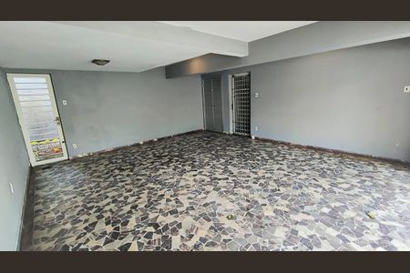 Casa à venda com 266m², 3 quartos e 4 vagas Casa à venda com 266m², 3 quartos e 4 vagasFoto 29