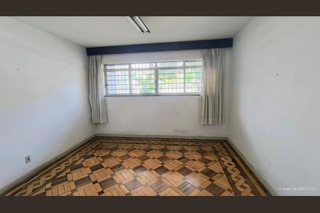 Casa à venda com 266m², 3 quartos e 4 vagas Casa à venda com 266m², 3 quartos e 4 vagasFoto 07