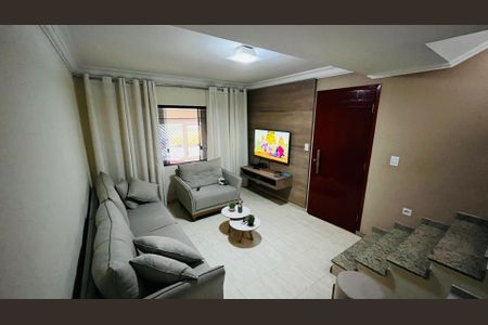 Casa à venda com 3 quartos, 224m² em Cidade das Flores, Osasco
