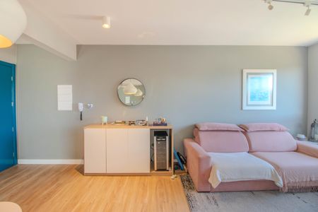 Apartamento à venda com 80m², 3 quartos e 1 vaga Apartamento à venda com 80m², 3 quartos e 1 vagaSala