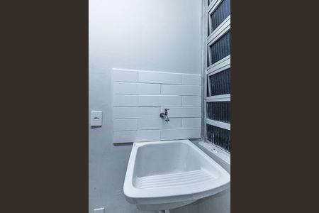 Apartamento à venda com 75m², 2 quartos e 1 vagaÁrea de Serviço