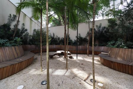 Apartamento à venda com 294m², 4 quartos e 5 vagas Apartamento à venda com 294m², 4 quartos e 5 vagasJardim