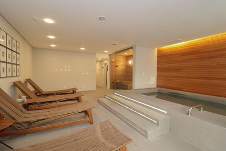 Apartamento à venda com 294m², 4 quartos e 5 vagas Apartamento à venda com 294m², 4 quartos e 5 vagasPiscina Coberta