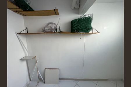 Casa de condomínio à venda com 137m², 4 quartos e 5 vagasÁrea comum