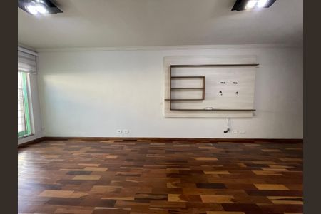 Casa de condomínio à venda com 137m², 4 quartos e 5 vagasSala