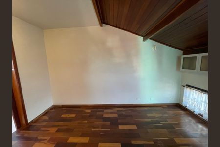 Casa de condomínio à venda com 137m², 4 quartos e 5 vagasQuarto 1