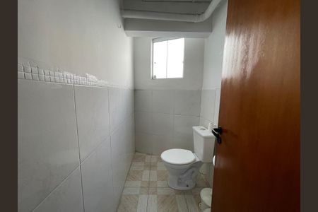 Casa de condomínio à venda com 137m², 4 quartos e 5 vagasBanheiro 6