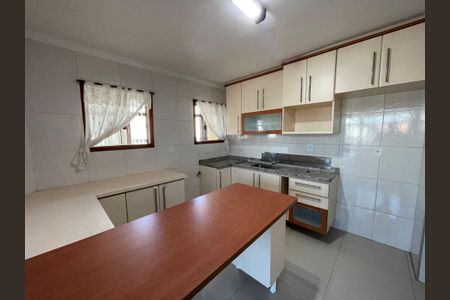 Casa de condomínio à venda com 137m², 4 quartos e 5 vagasCozinha