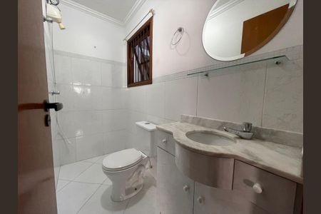 Casa de condomínio à venda com 137m², 4 quartos e 5 vagasBanheiro 5