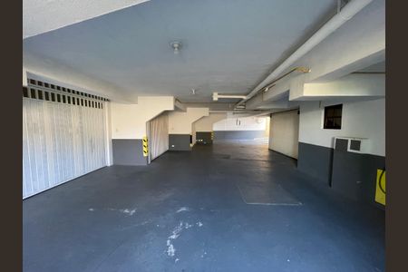 Casa de condomínio à venda com 137m², 4 quartos e 5 vagasGaragem