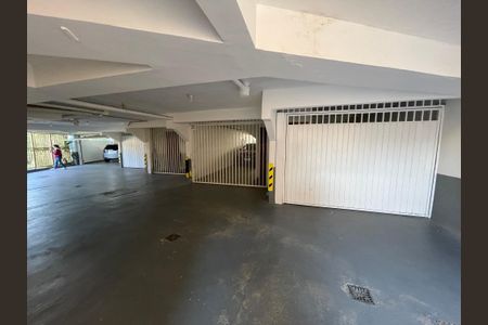 Casa de condomínio à venda com 137m², 4 quartos e 5 vagasGaragem
