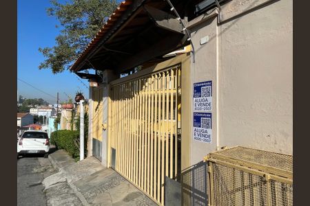 Casa de condomínio à venda com 137m², 4 quartos e 5 vagasFachada