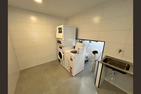Studio à venda com 29m², 1 quarto e sem vagaÁrea comum - Lavanderia
