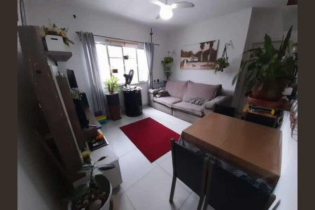 Apartamento à venda com 68m², 1 quarto e 1 vaga