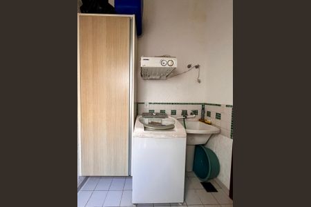 Casa à venda com 278m², 3 quartos e 3 vagasÁrea de Serviço