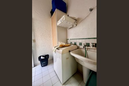 Casa à venda com 278m², 3 quartos e 3 vagasÁrea de Serviço