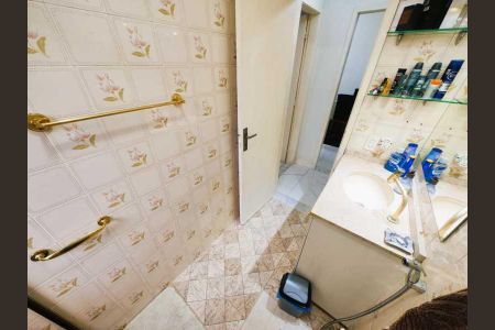 Apartamento à venda com 70m², 2 quartos e 1 vaga