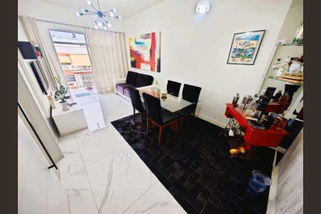 Apartamento à venda com 70m², 2 quartos e 1 vaga