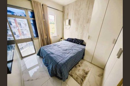 Apartamento à venda com 70m², 2 quartos e 1 vaga