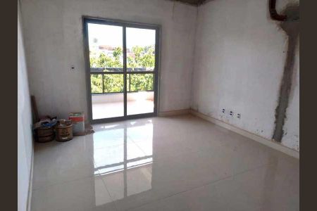 Apartamento à venda com 72m², 2 quartos e 1 vaga