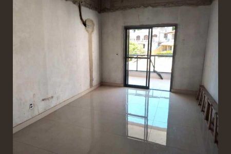 Apartamento à venda com 72m², 2 quartos e 1 vaga