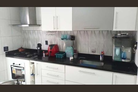 Casa à venda com 214m², 5 quartos e 4 vagas