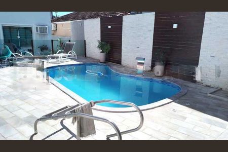 Casa à venda com 214m², 5 quartos e 4 vagas