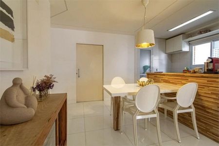 Apartamento à venda com 90m², 2 quartos e 2 vagas